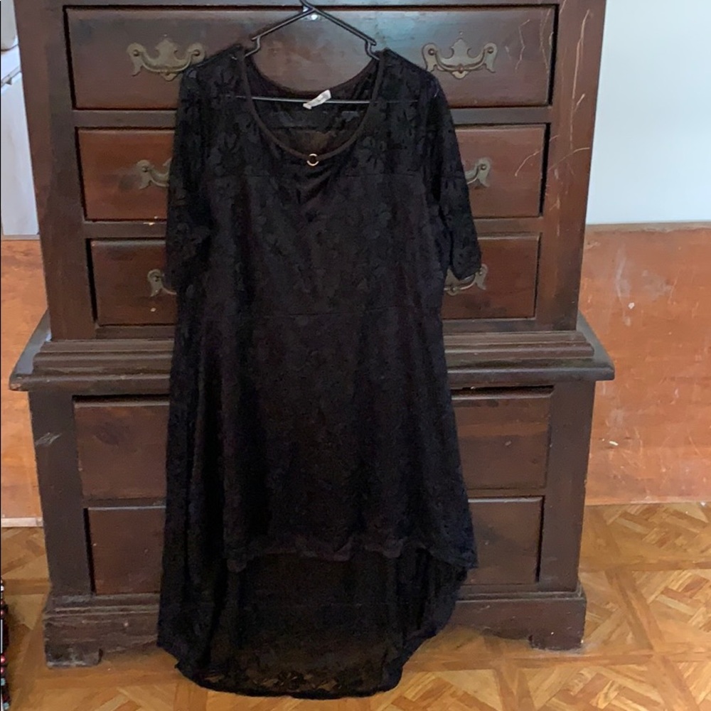 Black lace dress